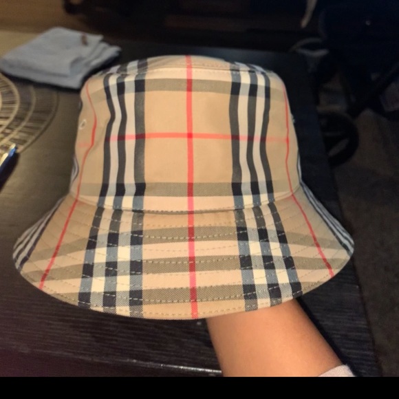 Burberry Bucket hat - Picture 2 of 7